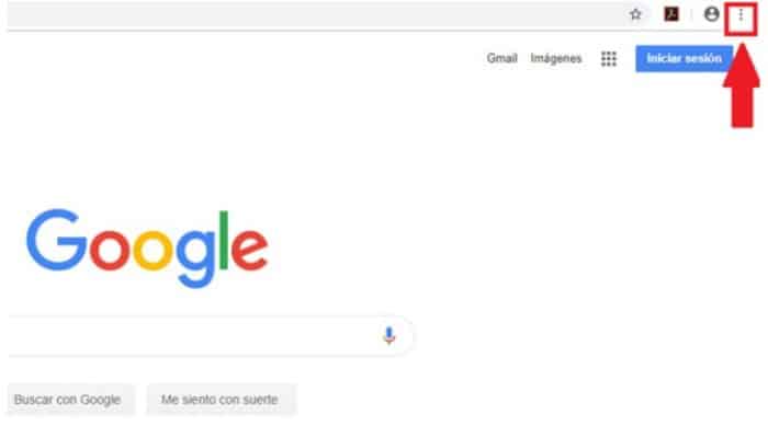 Entra al navegador de Google Chrome y luego a los tres puntos